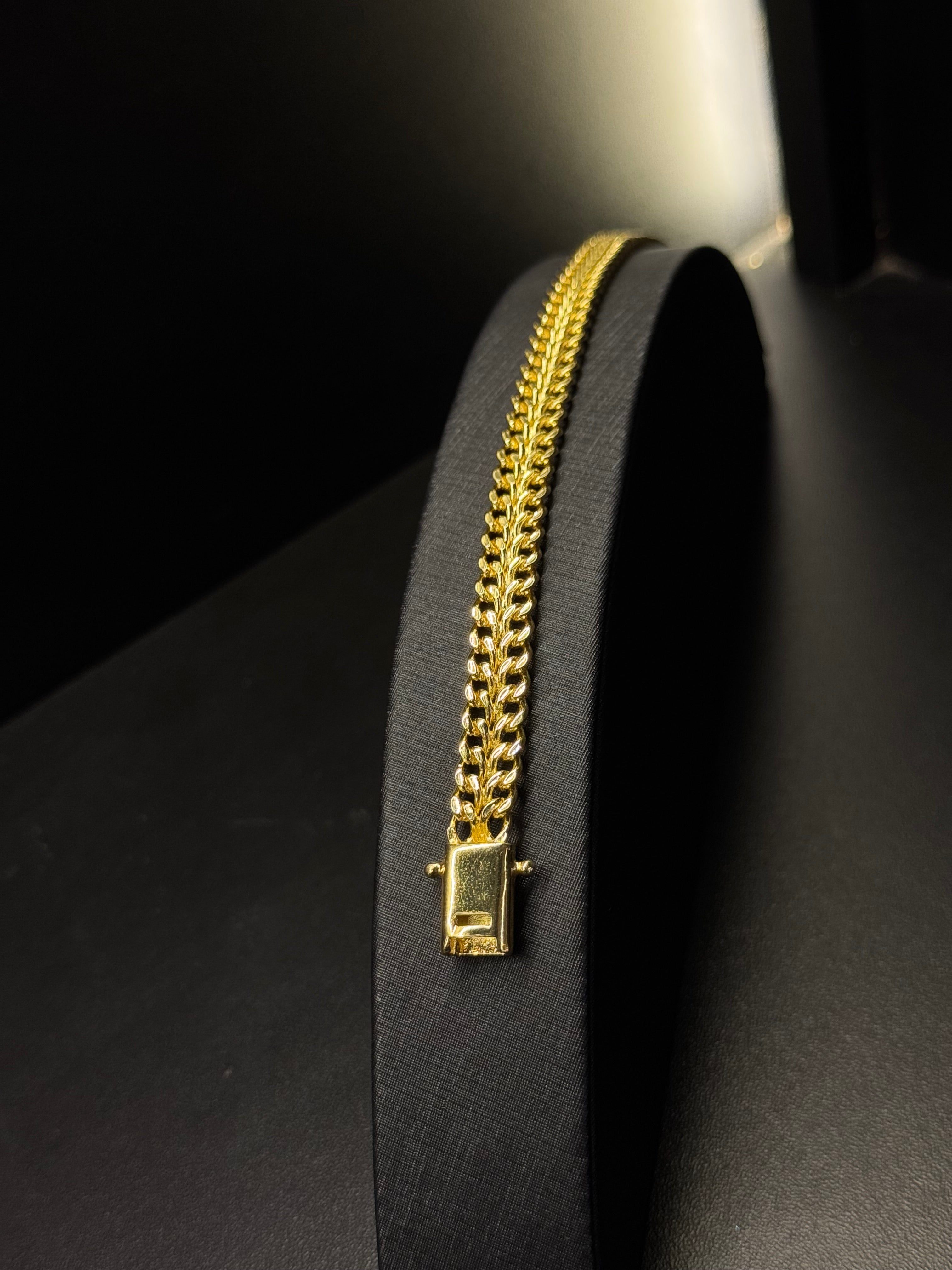 PULSEIRA DUPLO GRUMET 8MM BANHADO A OURO 18K