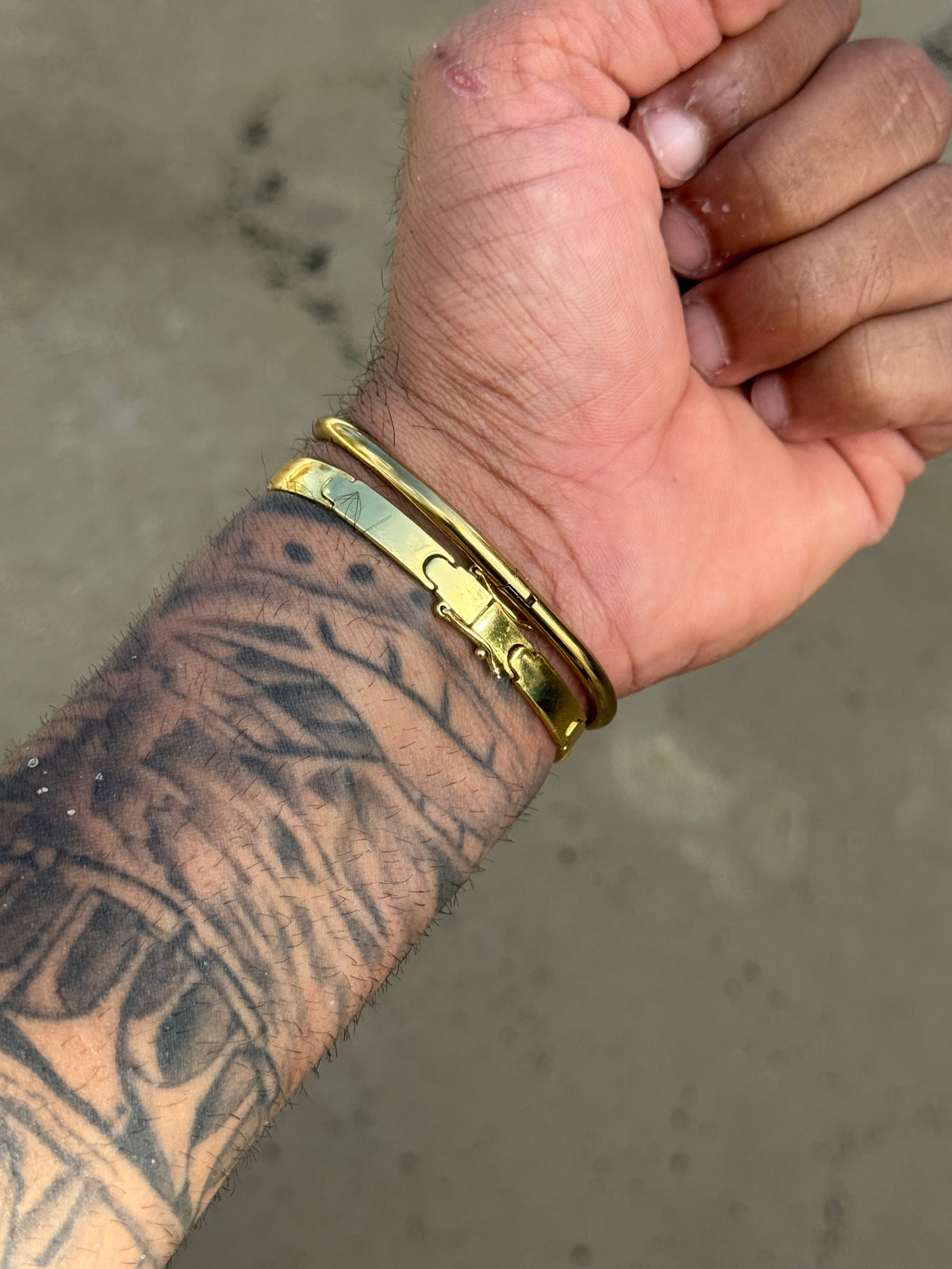 Kit BRACELETE LISO + BRACELETE PREGO 6MM BANHADO A OURO 18K