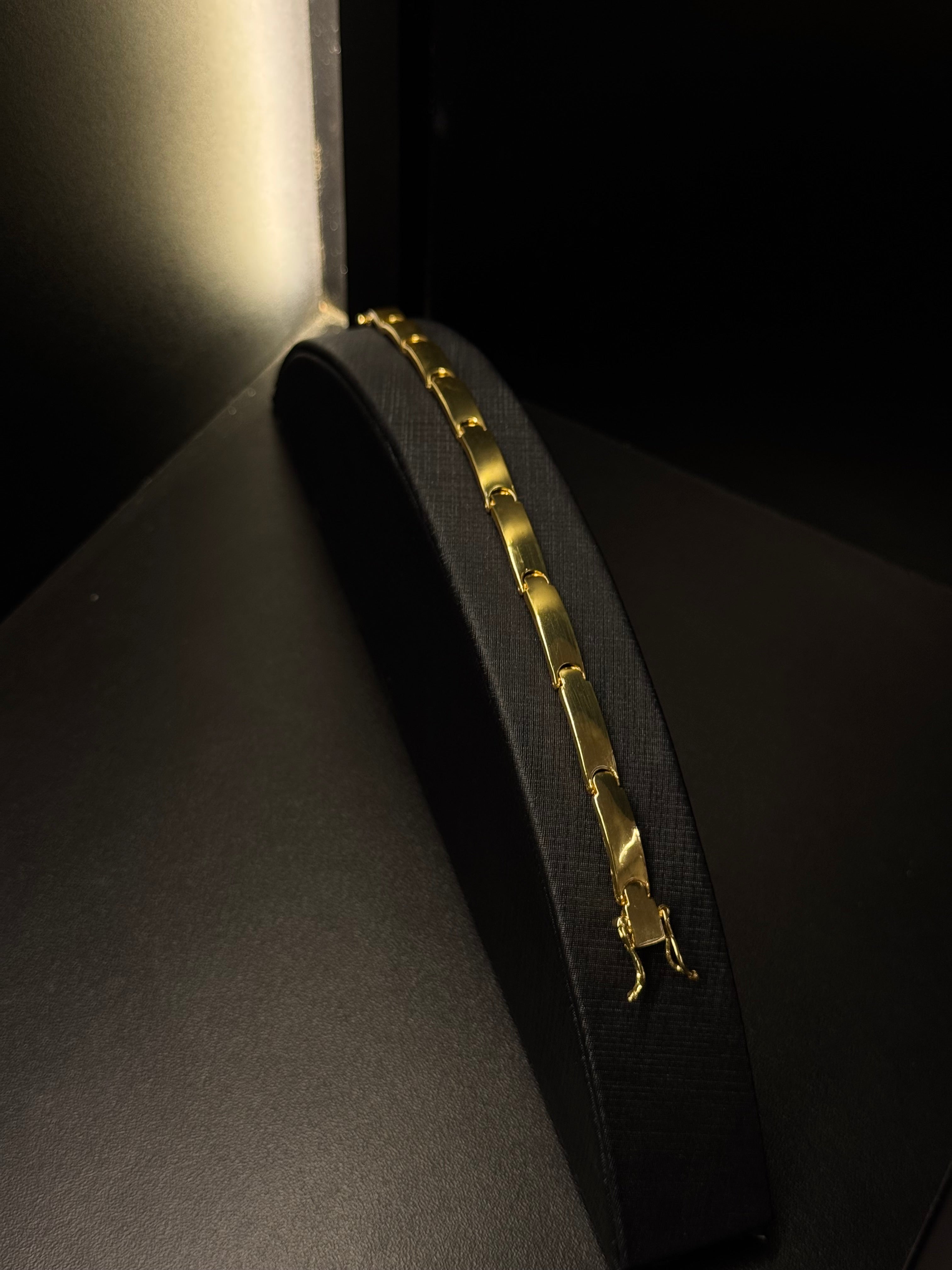 BRACELETE LISO 6MM BANHADO A OURO 18K