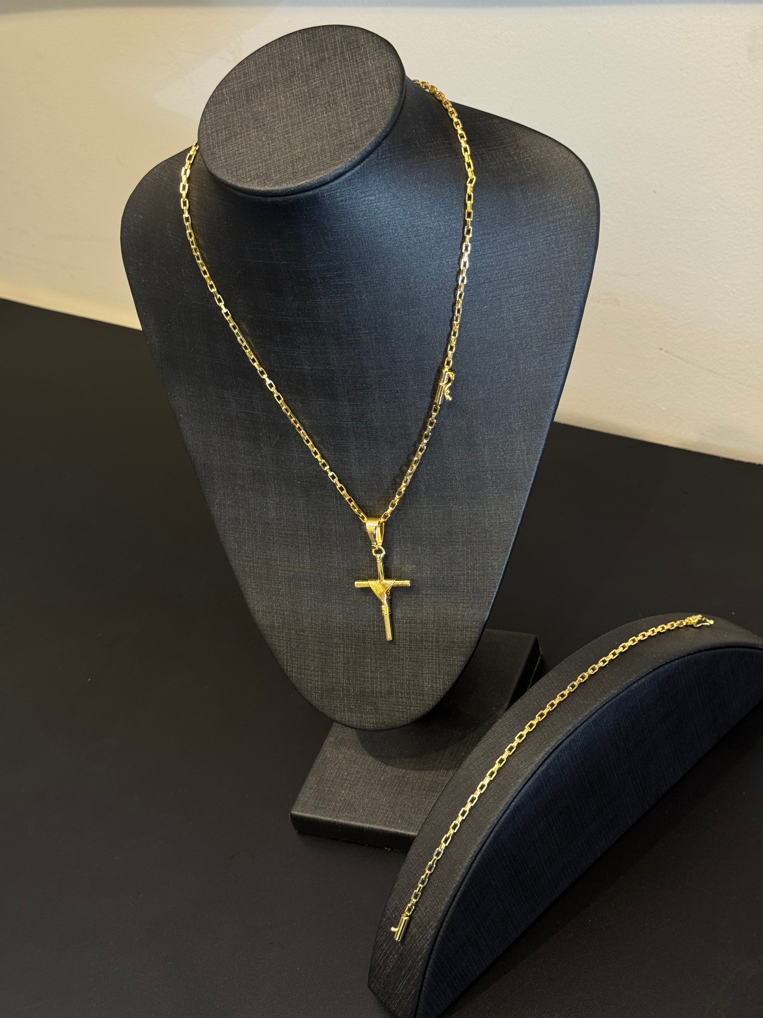 Kit Corrente e Pulseira Tijolinho Curta 3 mm – Banhado a Ouro 18K