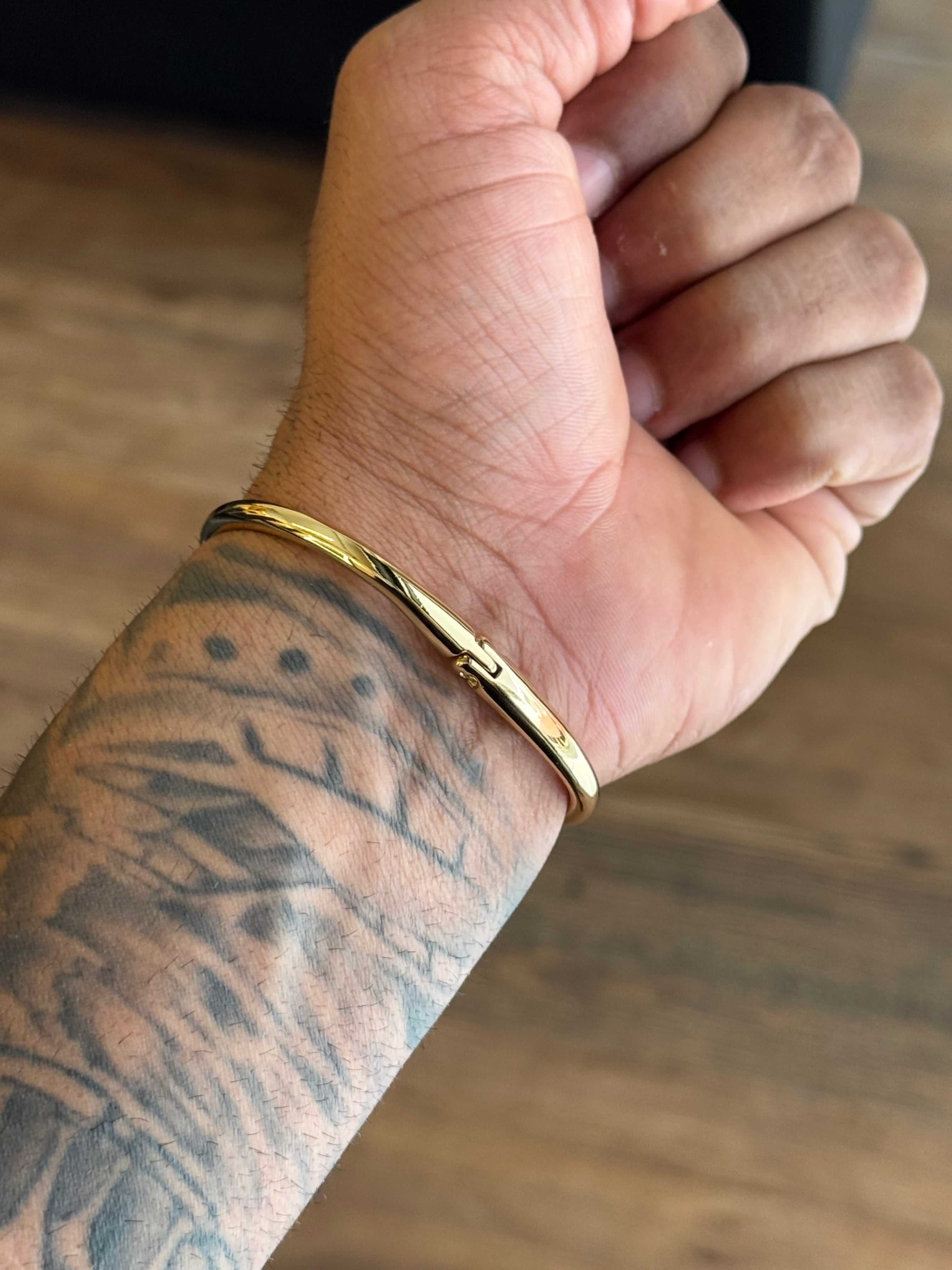 BRACELETE PREGO BANHADO A OURO 18K