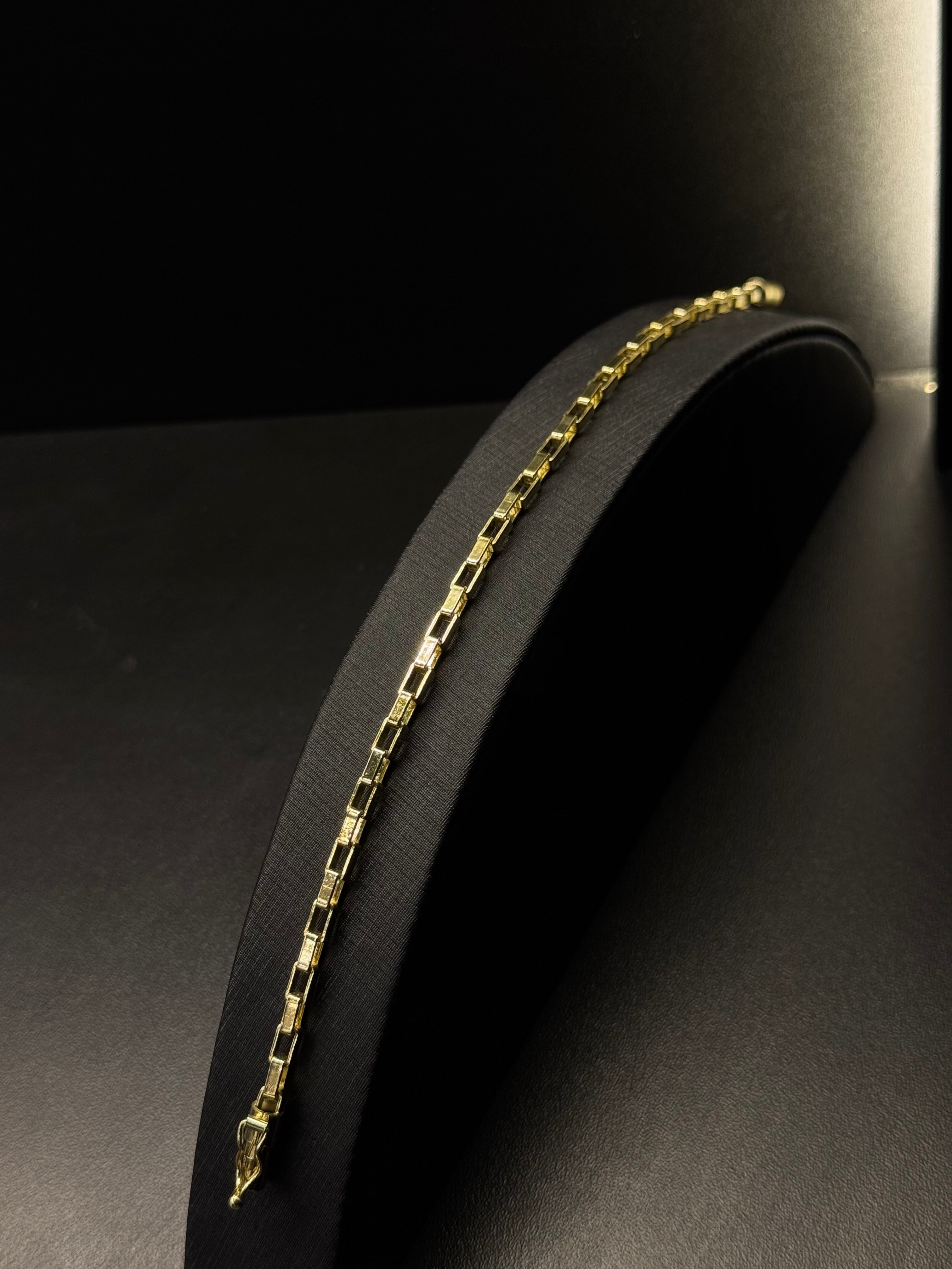 PULSEIRA TIJOLINHO CURTO 4MM BANHADO A OURO 18K